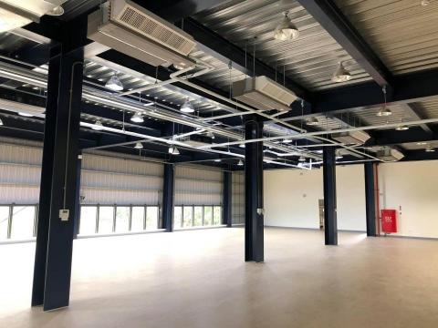 歐陽先生 - 國軍服裝供應站