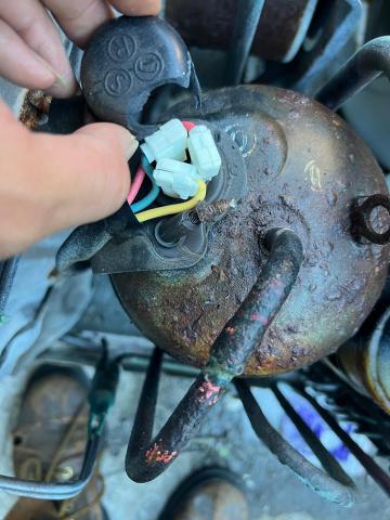 許崴翔 - 檢測是否冷媒洩漏