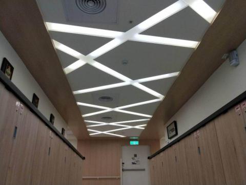 川本工程有限公司 - 暗架天花板,可設計燈具