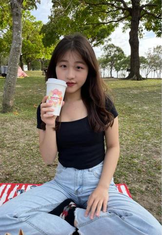 李雨芳 - 暫時沒有工作照片