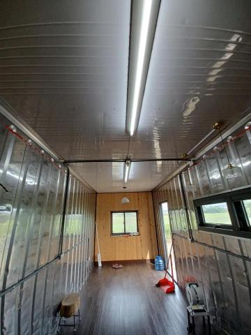 傑恩水電 - 貨櫃屋走明管插座