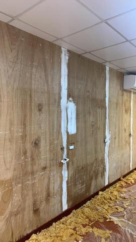 睿傑油漆工程 - 除壁紙油漆前