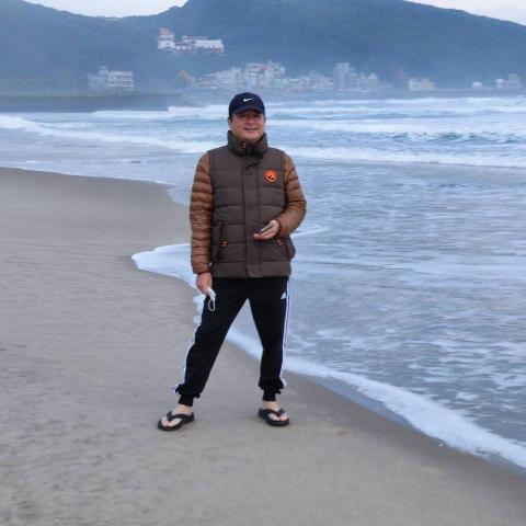 提供阿里山包棟服務的專家周甫翰