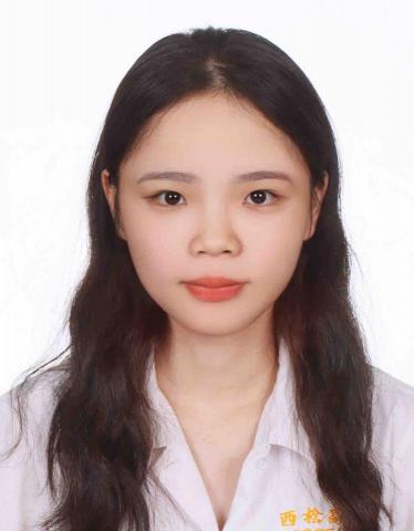 提供光療diy服務的專家黃譯嫻