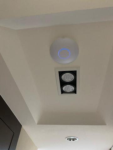 施閔仁 -  Wifi安裝及設定