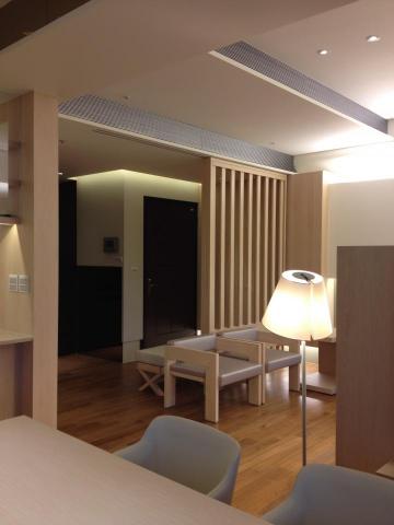 呂志傑 - 玄關與客廳的轉換空間
 呂志傑 - 玄關與客廳的轉換空間