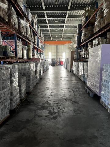 愛買供應鏈有限公司 - 台灣自有倉儲可提供貨物長短期寄倉