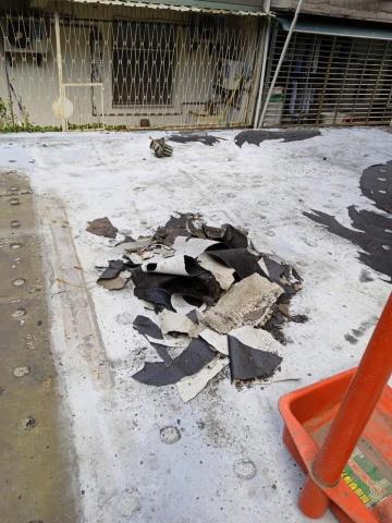 策略防水工程事業群 - 板橋豪美社區，失效防水層清除