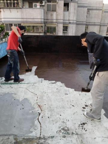 策略防水工程事業群 - 新莊民安東路，柏油施作