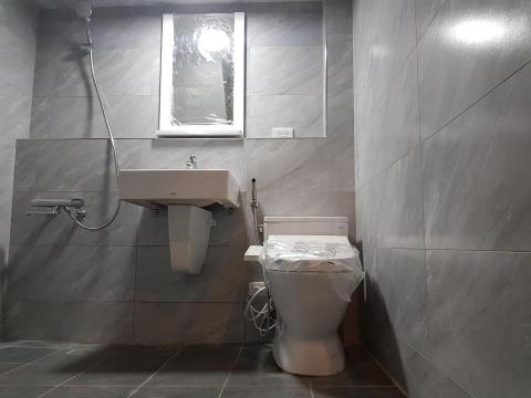 陳鵑兒 - 黃山石壁磚