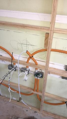 建豐水電 - 裝潢牆面管線