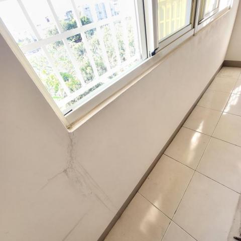 邦尼工程有限公司 - 窗框灌注