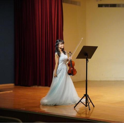 田百玉 - 高二獨奏會擔任室內樂小提琴二部