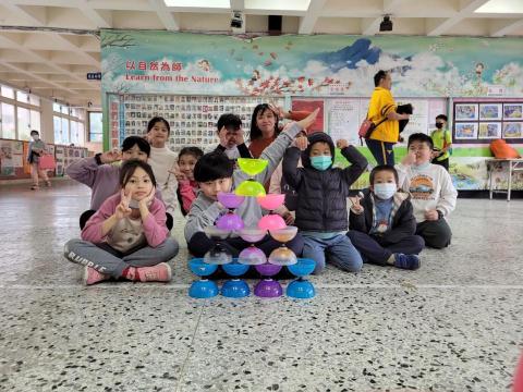 飛鈴民俗工作坊-扯鈴教學 -  飛鈴民俗工作坊-扯鈴教學 -