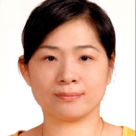 提供導遊服務的專家Cindy