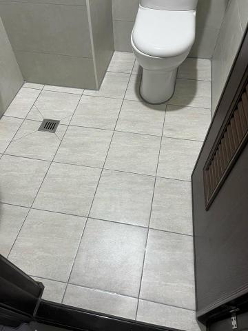 方忠 - 防霉膠完成照