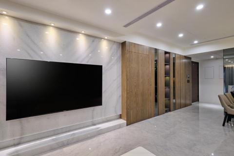 莫瑞斯室內設計 - 客廳電視牆，大面積收納