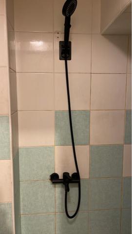 沒有 - 淋浴更換