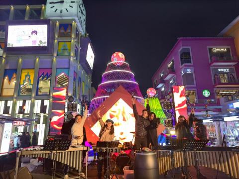 珊珊打擊音樂工作室 - 商演