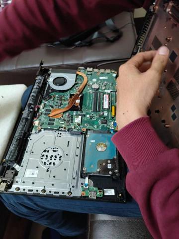 全能 - 幫客戶升級筆電記憶體