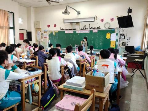 江俞邑 - 國文教學--文本賞析