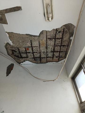 和渥居家修繕工程行 - 樓梯間天花板銹爆