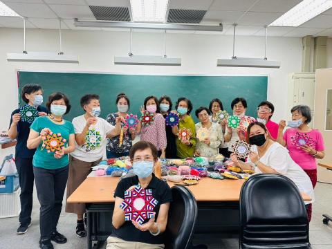 想享藍圖生活療癒有限公司 - 樂齡星之花