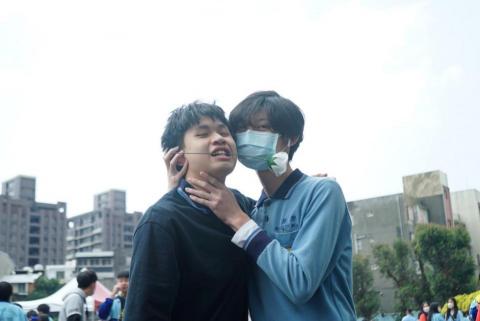 彭宇辰 - 請不要偷照片［學校園遊會］