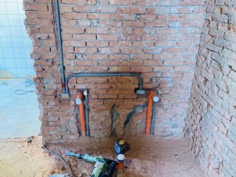 阿嚕米水電 - 辦公室廁所配管工程