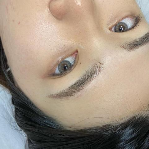 眉別的│飄眉 - 