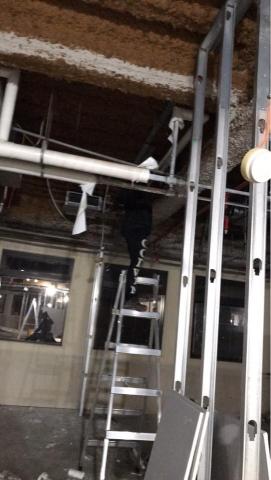 綋聖 - 拆除保麗龍?️