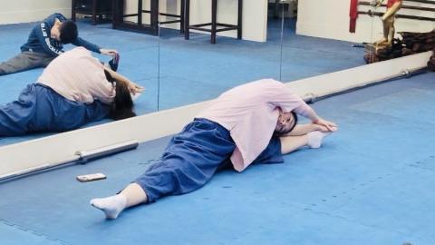 翁妍菲 - 柔軟拉筋