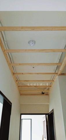 羅甫松 - 配合裝潢佈置冷氣銅管