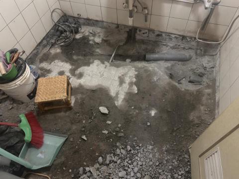 日縊工程行 - 浴室防水抓漏
