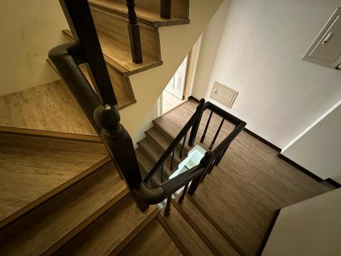 益豐窗簾/SPC卡扣地板/PVC仿木地板鋪設專家 -  益豐窗簾/SPC卡扣地板/PVC仿木地板鋪設專家 -