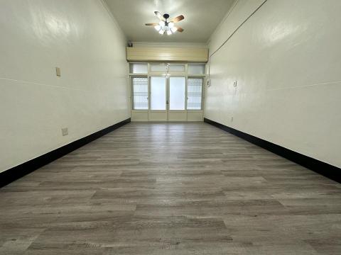 益豐窗簾/SPC卡扣地板/PVC仿木地板鋪設專家 -  益豐窗簾/SPC卡扣地板/PVC仿木地板鋪設專家 -