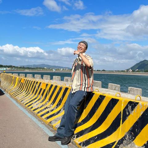 提供配音服務的專家林鈿鎧