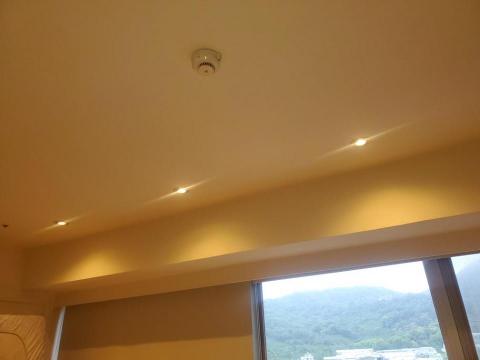 王振昌 - 連工代料更換MR16 LED光源