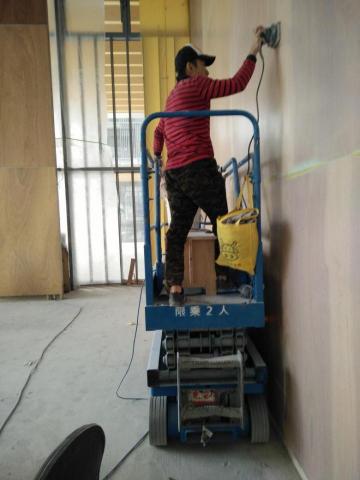 漆藝坊 - 各式工程車操作