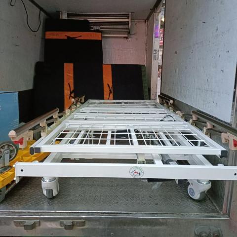 唐國洋 - 復健床