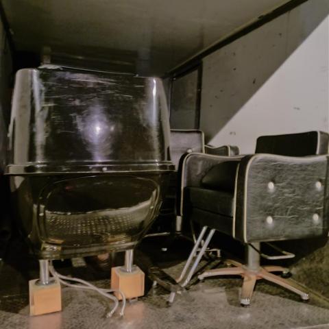 唐國洋 - 洗頭座椅