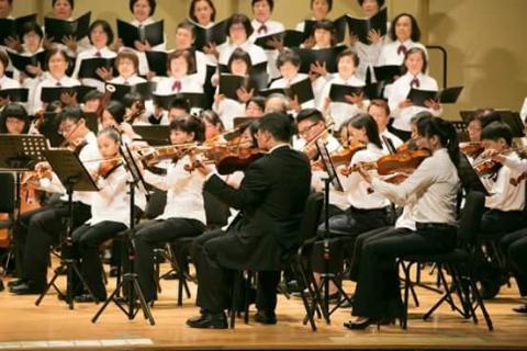 黃敬堯老師 - 百人大樂團演出