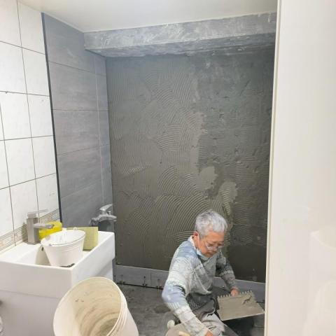 品瀚拆除工程 - 板橋乾澀分離貼磚