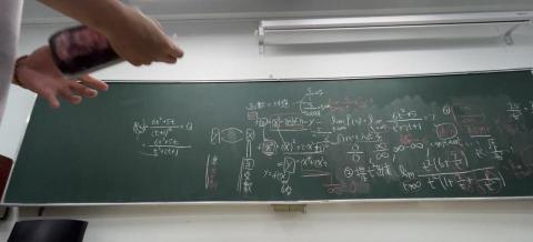 賢黃 - 上圖為微積分教課過程—極限