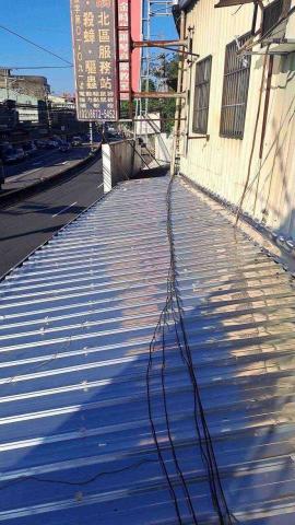 提供雨棚服務的專家鐵皮屋/雨棚