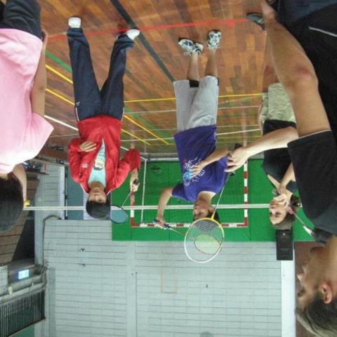 提供奧運馬拉松服務的專家羽球萬教練