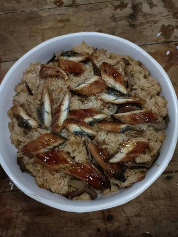 陳國雄(豬二哥企業社) - 蒲燒鰻魚油飯