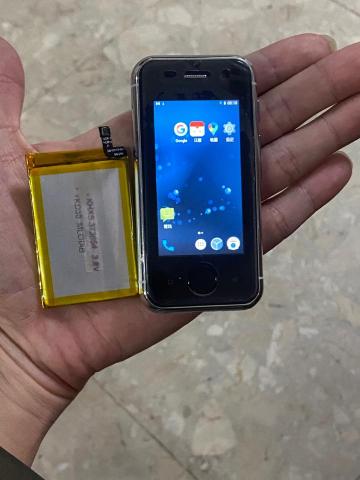 Chris維修 - MELROSE S9 少見的迷你手機更換電池