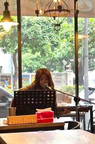 林語婕 - 駐唱照片