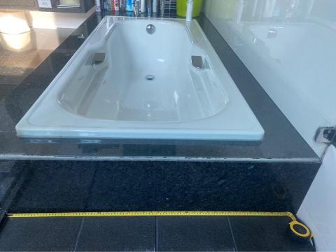 抗水猿工程行 - 矽利康修復 施工前